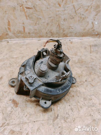 Фара противотуманная левая SsangYong Rexton