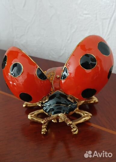 Шкатулка Фаберже Божья коровка