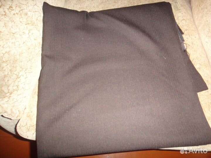 Продам брючный материал