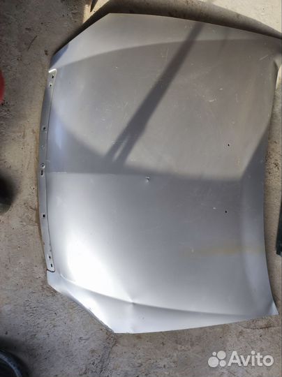 Капот на priora в цвет