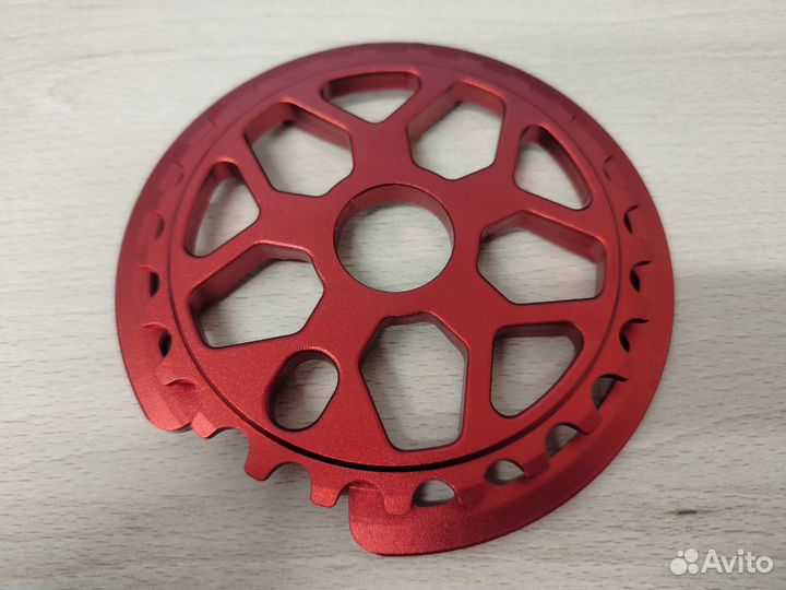 Передняя звезда велосипеда BMX с гардом красная