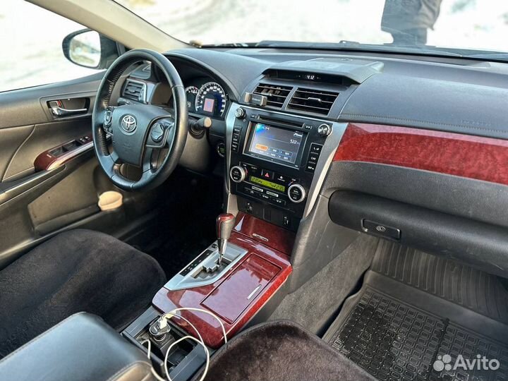 Toyota Camry 2.5 AT, 2013, 186 000 км