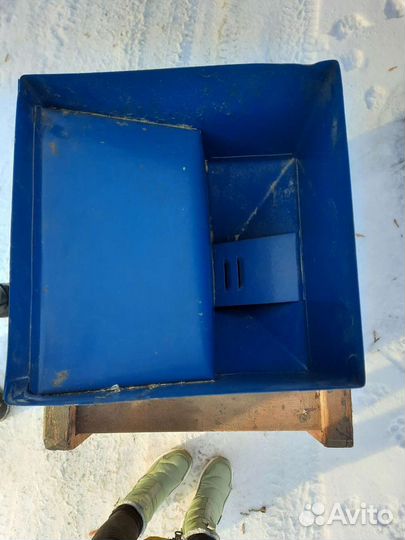 Зернодробилка