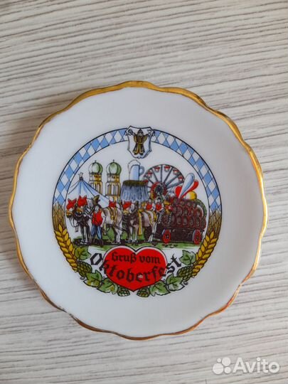 Сувенирные декоративные тарелки страны мира