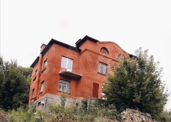 Коттедж 467,5 м² на участке 3 сот.