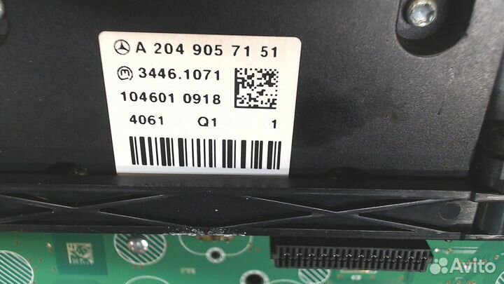 Панель управления магнитолой Mercedes GLK X204, 20