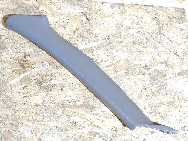 Обшивка стойки левая Subaru Forester S11