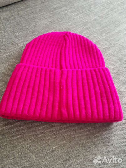 Женская шапка