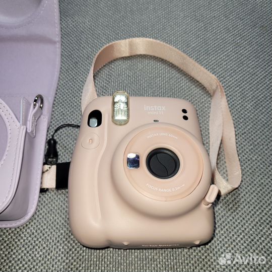 Instax mini 11 с чехлом