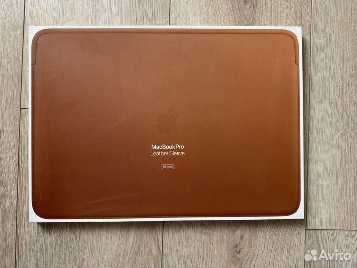Чехол для MacBook Pro 16 Leather Sleeve