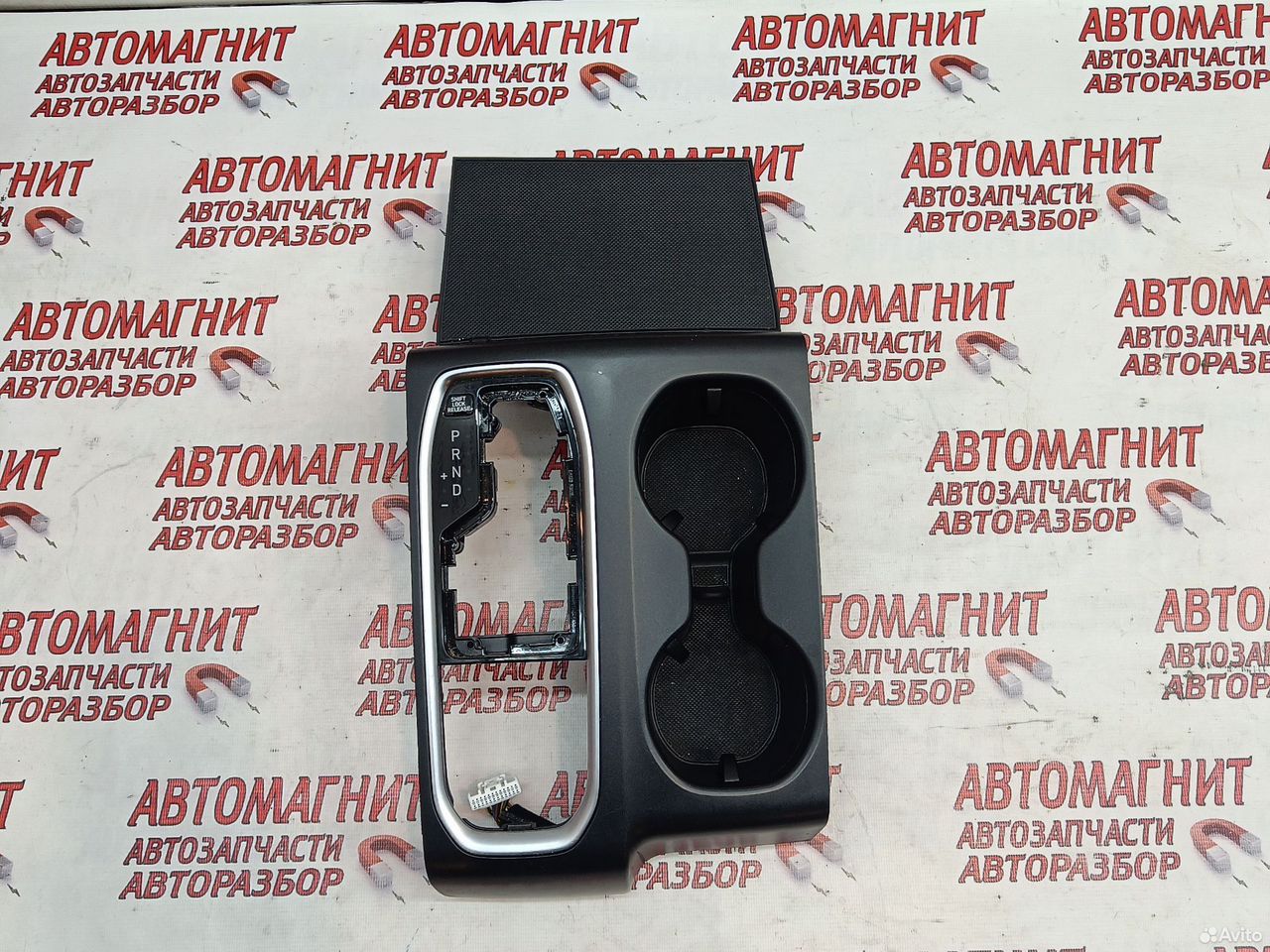 Накладка центральной консоли Санта Фе 4 TM