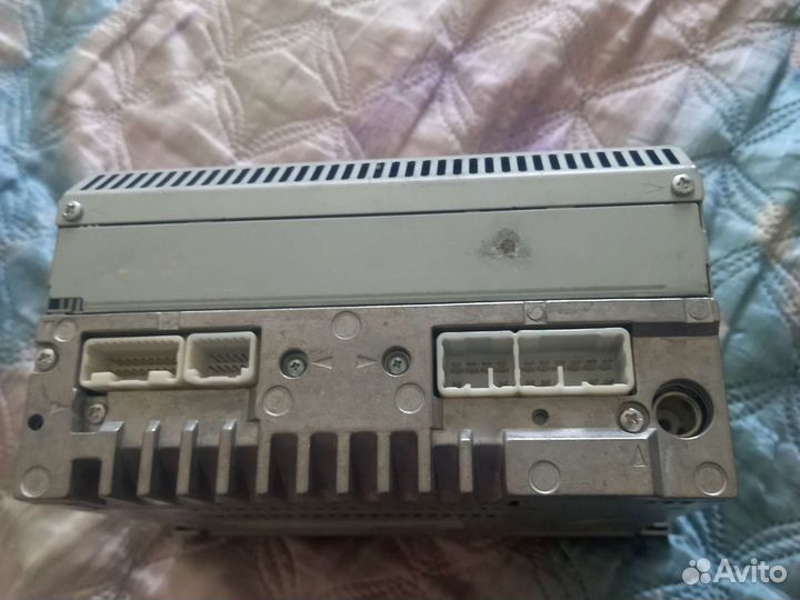 Магнитофон Toyota