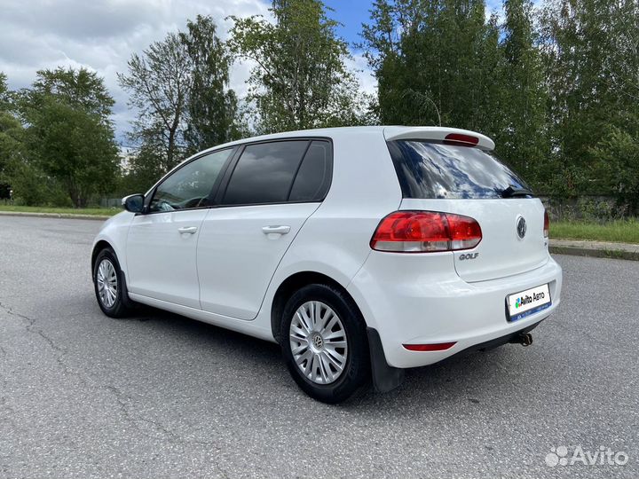 Volkswagen Golf 1.6 МТ, 2011, 315 000 км