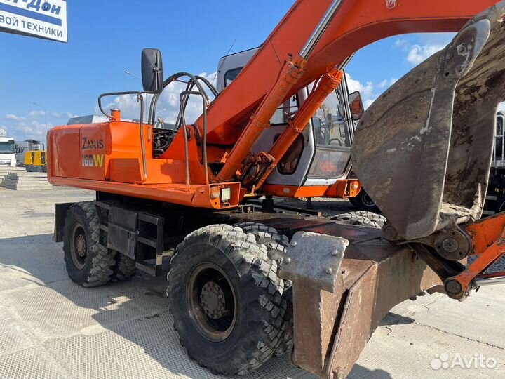 Колёсный экскаватор Hitachi EX160W, 2001