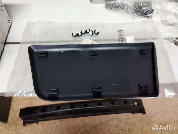 Молдинг двери передней правой Jumper/Boxer/Ducato