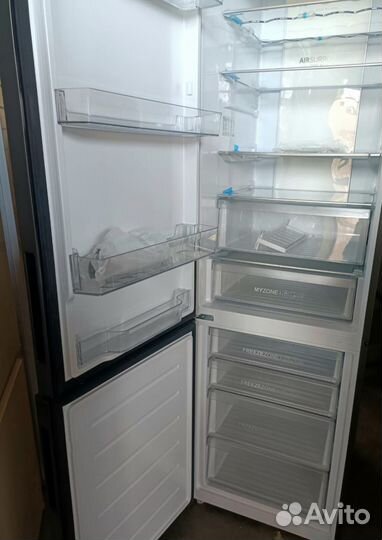 Холодильник Haier c4f740cbxgu1