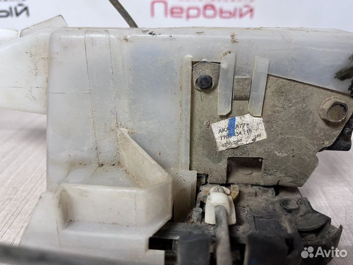 Замок правой передней двери Renault Symbol