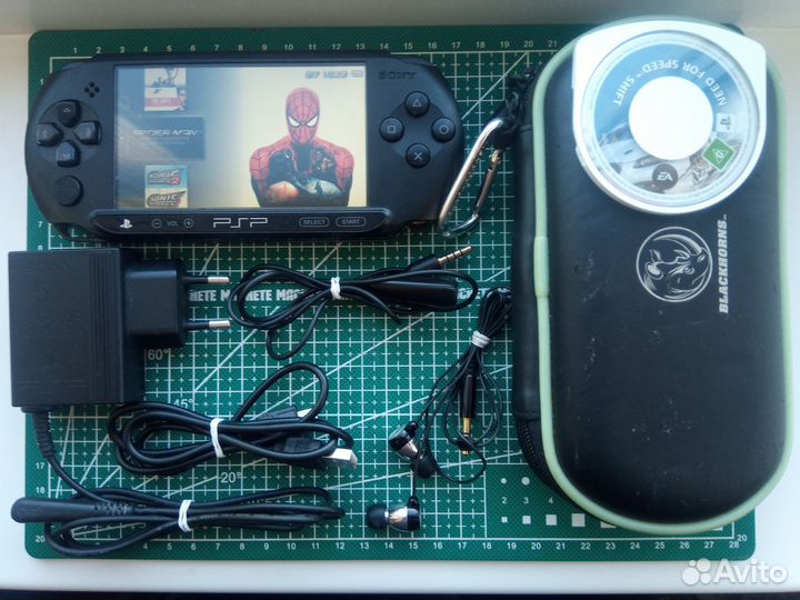 Sony psp e 1008