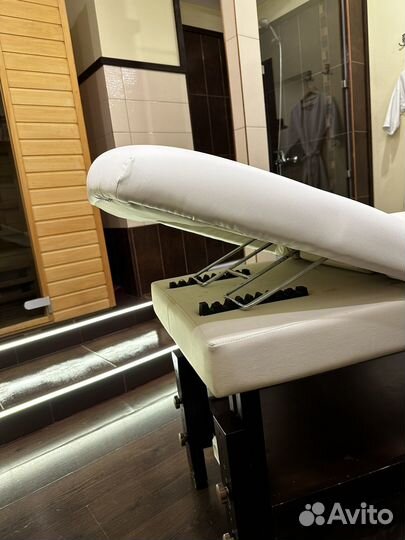 Массажный стол