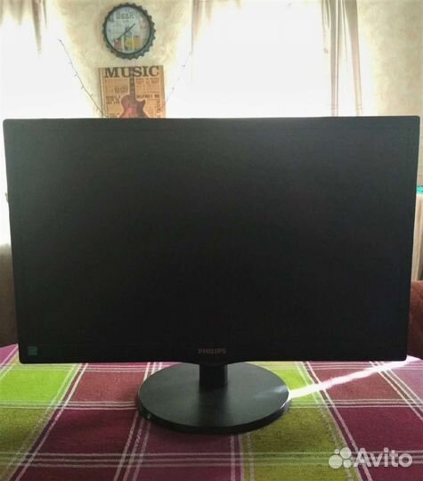 Монитор Philips 223v