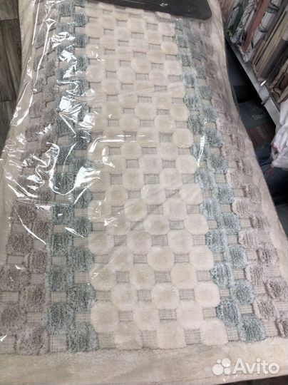 Коврики для ванной и туалета