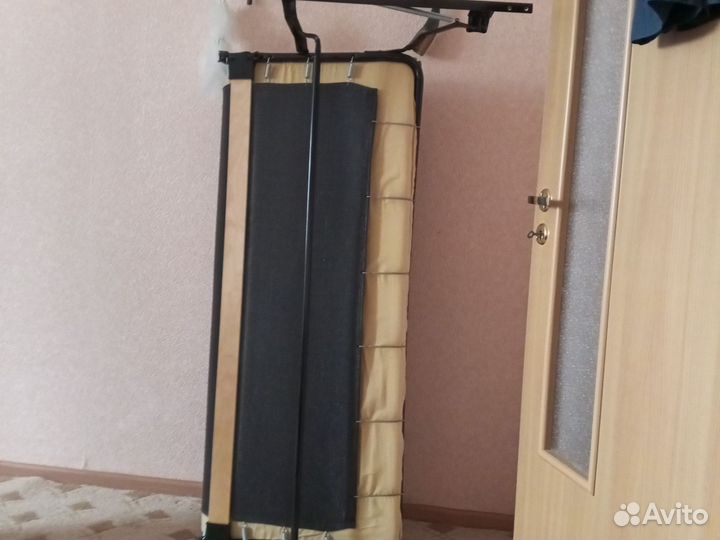 Раскладной механизм для дивана