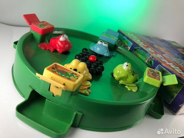 Детская настольная игра Голодные Лягушки