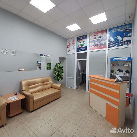 Врач стоматолог