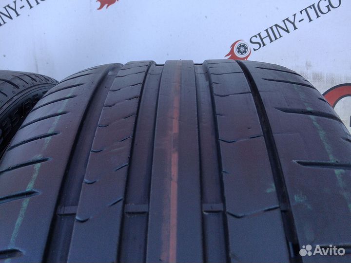 Pirelli P Zero PZ4 235/35 R19 91Y