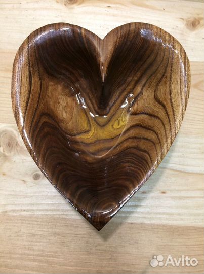 Валентинка из дерева, чаша-сердце
