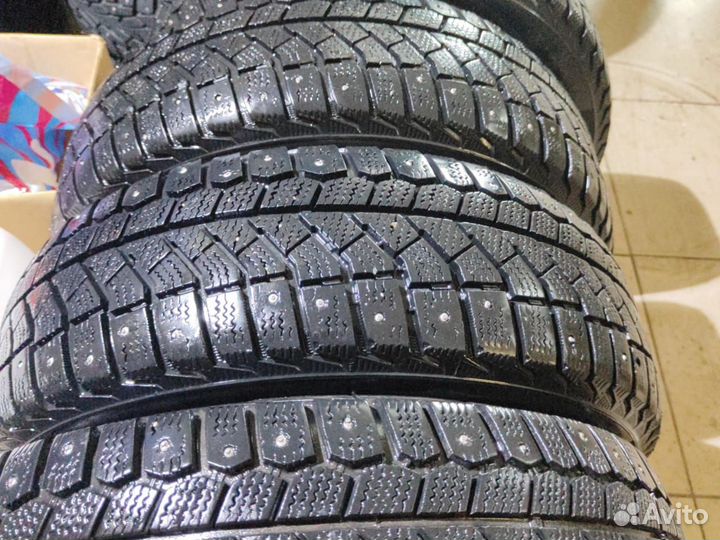 Viatti Brina Nordico V-522 175/70 R14