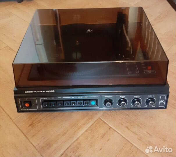 Проигрыватель винила