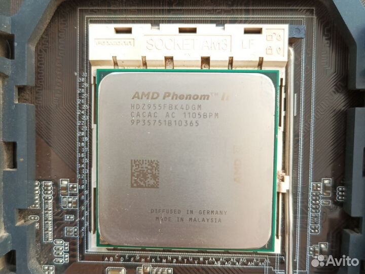 Материнская плата с процессором