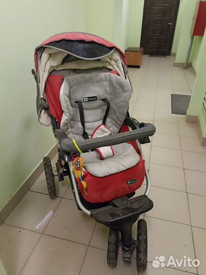 Прогулочная коляска