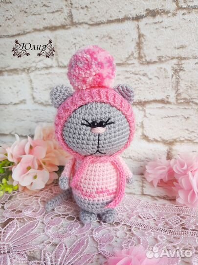 Котенок в шапке. Мягкая игрушка