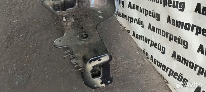 Лонжерон левый Volkswagen Passat 3C2 BZB