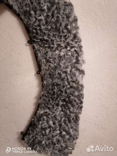 Меховой воротник из каракул