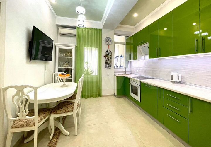 2-к. квартира, 67 м², 8/11 эт.