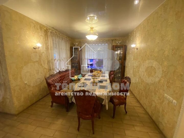 Дом 632 м² на участке 22 сот.