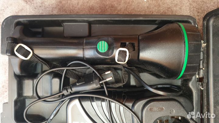 Шуруповерт Hitachi