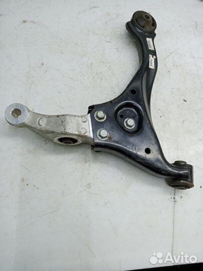Рычаг подвески передний левый Hyundai Sonata NF