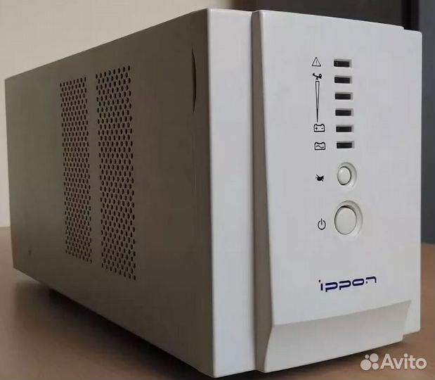 Ибп ippon Smart Power Pro 1000