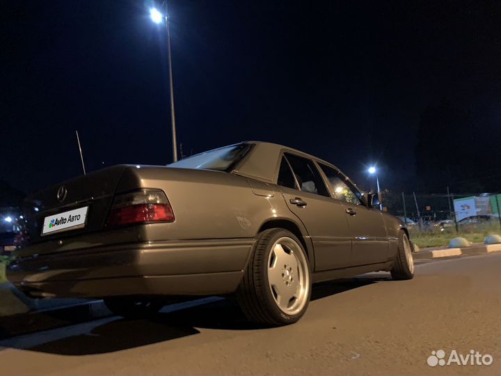 Mercedes-Benz E-класс 3.2 AT, 1993, 391 000 км