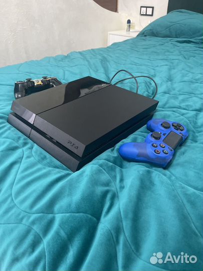 PS4 500gb c FIFA 24, 2 джостика