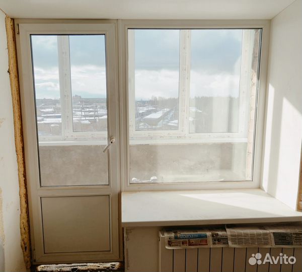 Продам балконный блок с дверью б/у