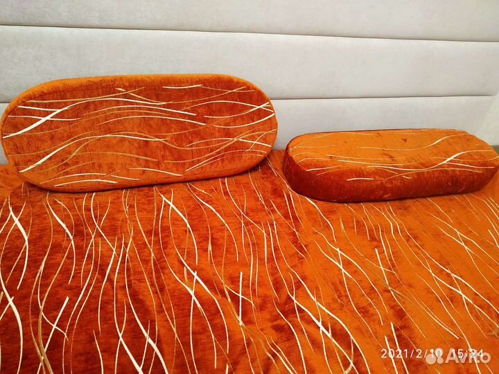 Покрывало универс. + подушки в подарок