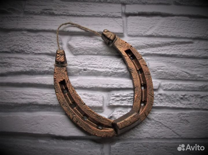 Подкова Подарок на новоселье оберег