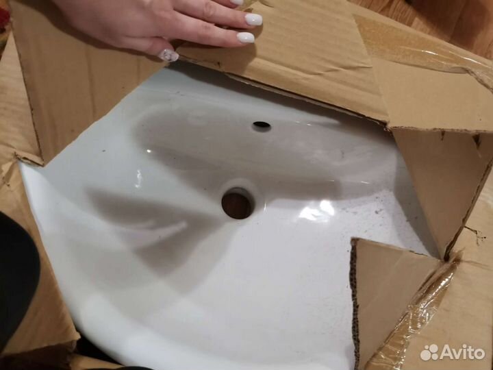 Раковина с пьедесталом