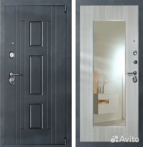 Дверь с зеркалом