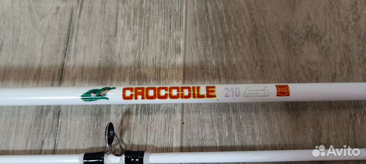 Спиннинг Crocodile 210